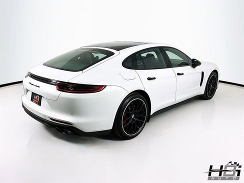 Used 2018 Porsche Panamera Turbo image 6