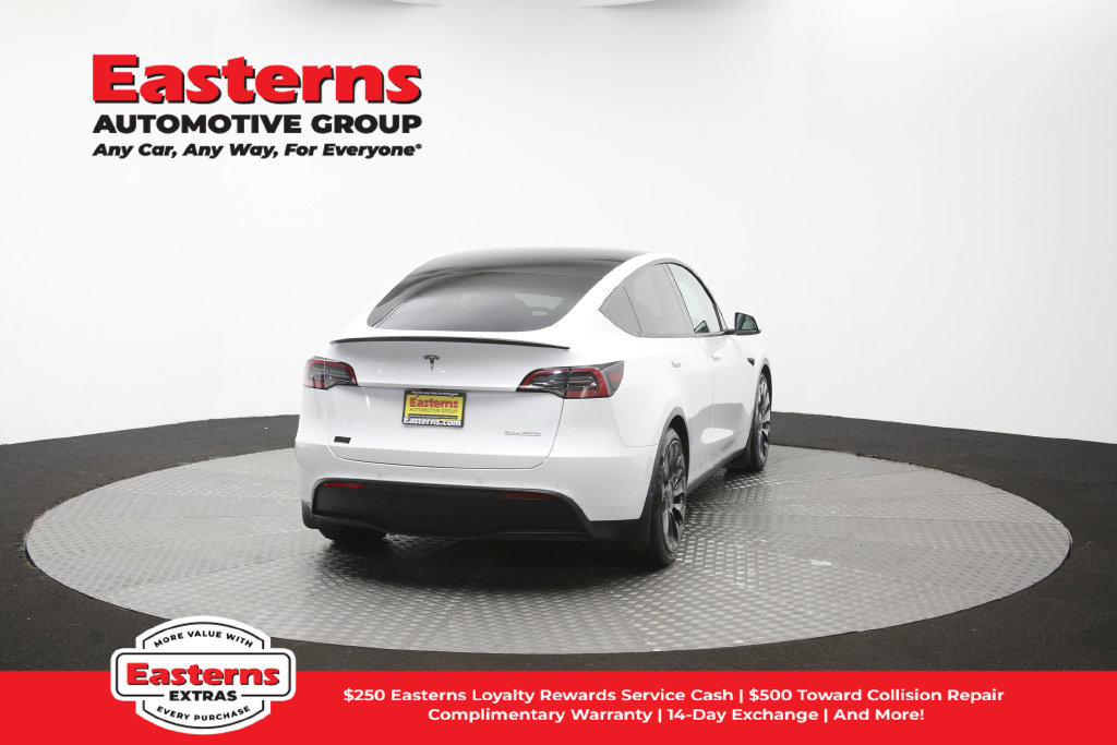 Used 2022 Tesla Model Y Performance AWD/4WD image 36