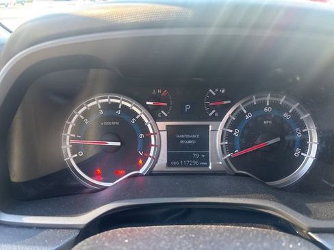 Used 2018 Toyota 4Runner SR5 image 17