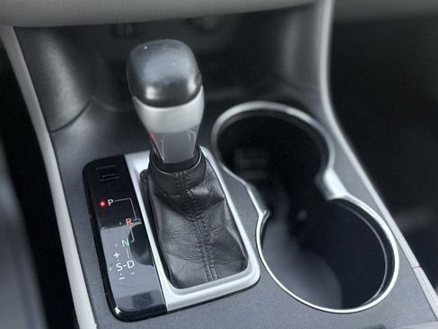 Used 2015 Toyota Highlander Plus image 28