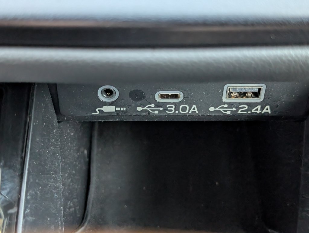 Used 2025 Subaru Outback Wilderness AWD/4WD image 28