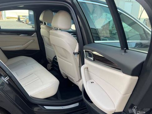 Used 2018 BMW 530e RWD image 52