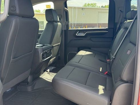 New 2026 GMC Sierra 2500 SLT w/ SLT Premium Package AWD/4WD image 18