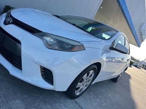 Used 2015 Toyota Corolla LE image 4
