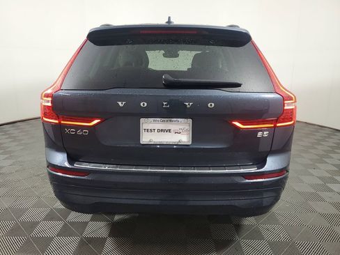 Used 2023 Volvo XC60 B5 Core w/ Climate Package image 7