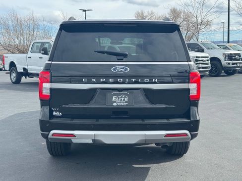 Used 2024 Ford Expedition XLT image 7