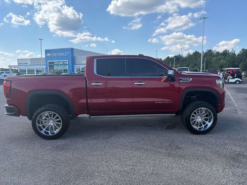 Used 2019 GMC Sierra 1500 Denali w/ Technology Package AWD/4WD image 9