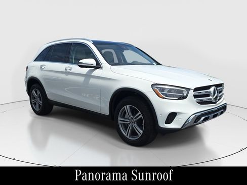 Certified 2022 Mercedes-Benz GLC 300 image 3