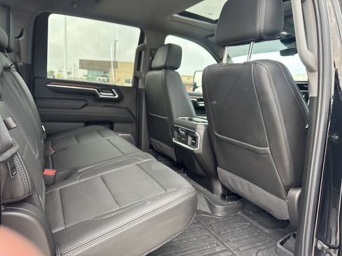 Used 2024 GMC Sierra 2500 Denali w/ Denali Reserve Package image 14