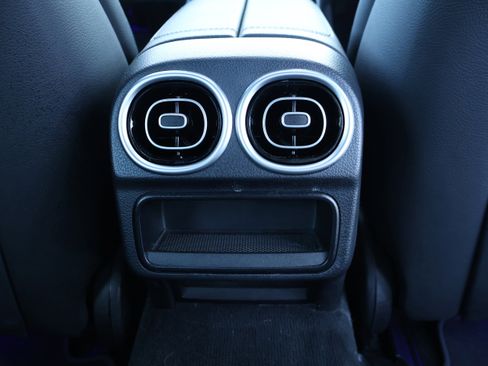 Certified 2023 Mercedes-Benz C 300 Sedan image 23