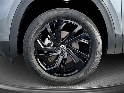 Used 2022 Volkswagen Atlas SE image 9