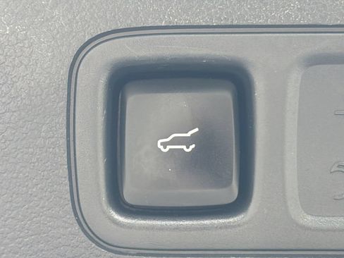 Used 2024 Ford Expedition Limited RWD image 21