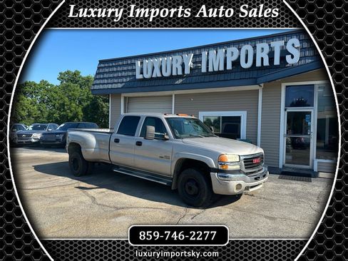 Used 2004 GMC Sierra 3500 SLE w/ Heavy-Duty Power Package image 1