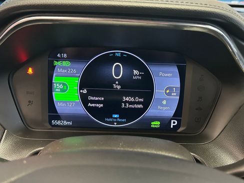 Used 2022 Chevrolet Bolt EUV LT w/ Comfort Package image 19