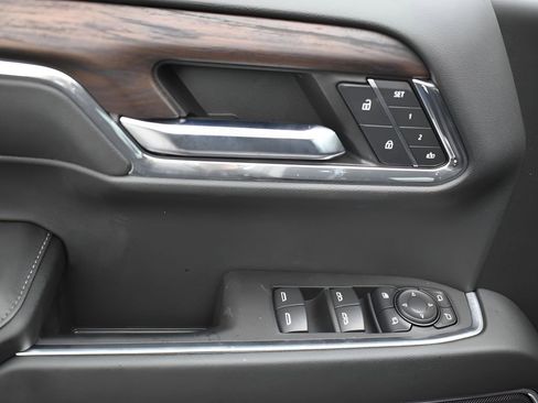 Used 2024 GMC Sierra 1500 SLT w/ X31 Off-Road Package image 26