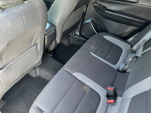 Used 2025 Chevrolet TrailBlazer LT AWD/4WD image 12