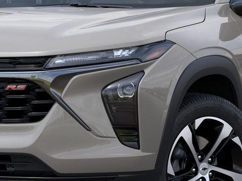 New 2026 Chevrolet Trax RS FWD image 10