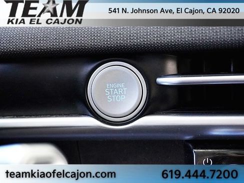 Used 2025 Hyundai Tucson Limited AWD/4WD image 32