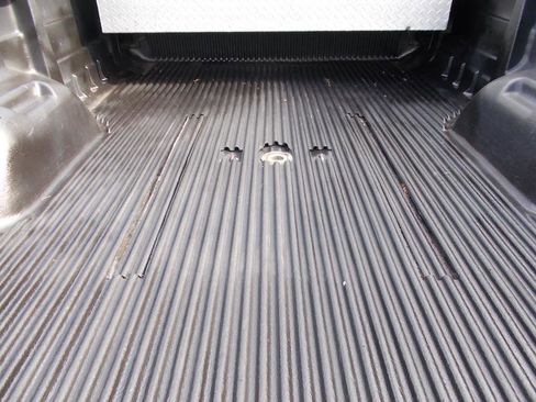 Used 2004 Ford F350 Lariat image 17