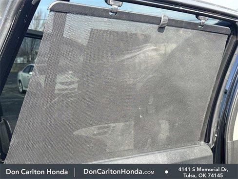 Used 2016 Honda Pilot Elite image 16