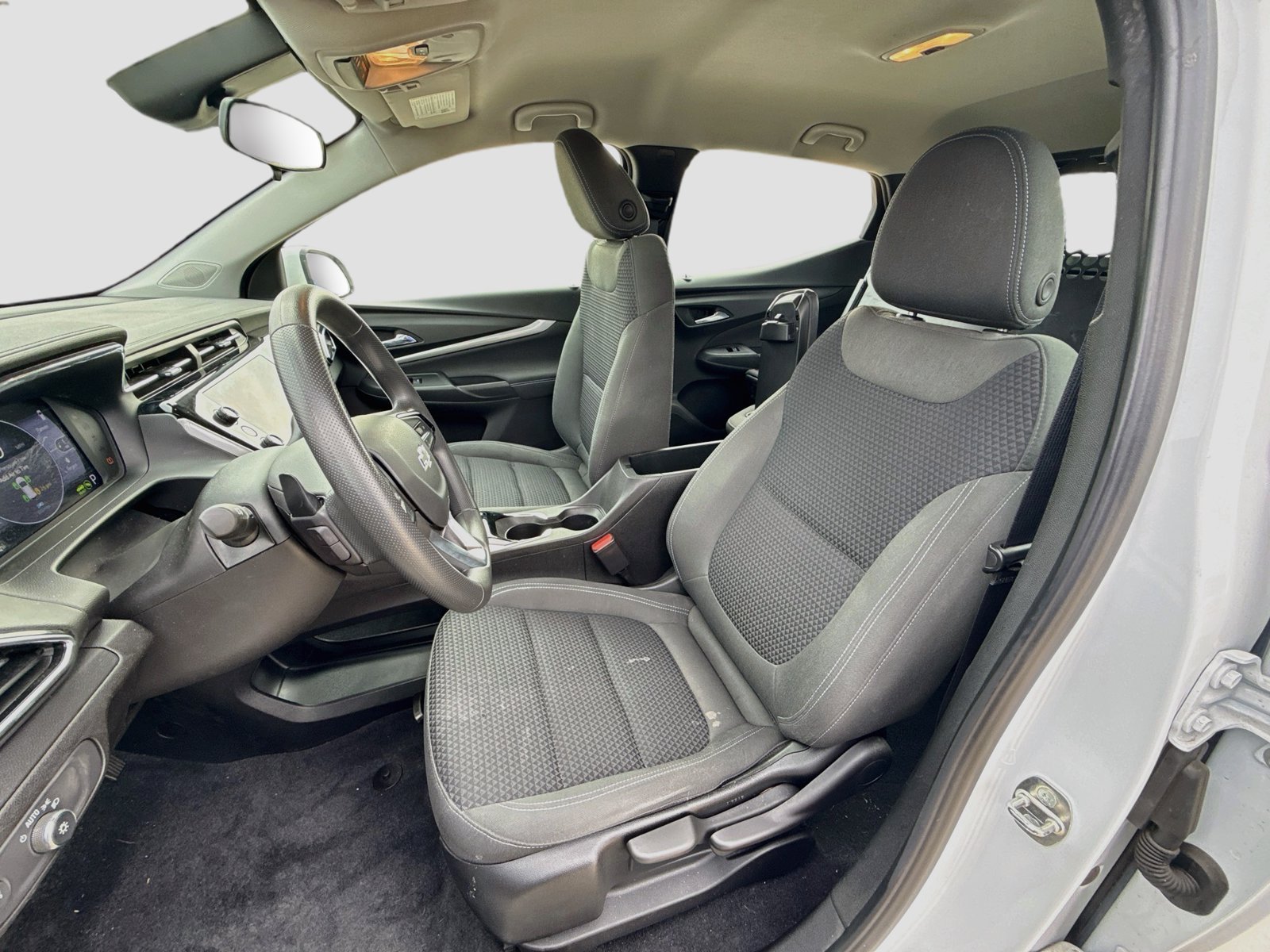 Used 2023 Chevrolet Bolt EUV LT w/ Driver Confidence Package FWD image 10