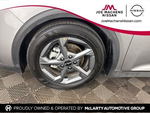 Used 2025 Kia K4 LXS image 26