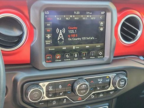 Certified 2020 Jeep Gladiator Rubicon AWD/4WD image 19
