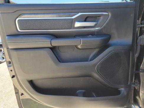 Used 2019 RAM 1500 Big Horn AWD/4WD image 10