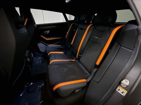 Used 2022 Lamborghini Urus image 27