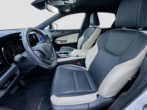 Used 2024 Lexus NX 250 FWD image 13