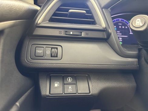 Used 2019 Honda Insight Touring image 6