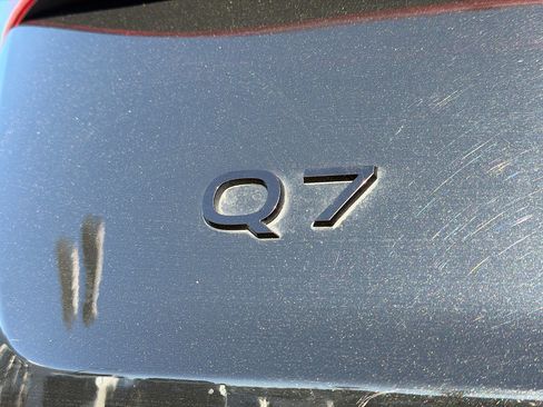 Used 2025 Audi Q7 Premium Plus image 11
