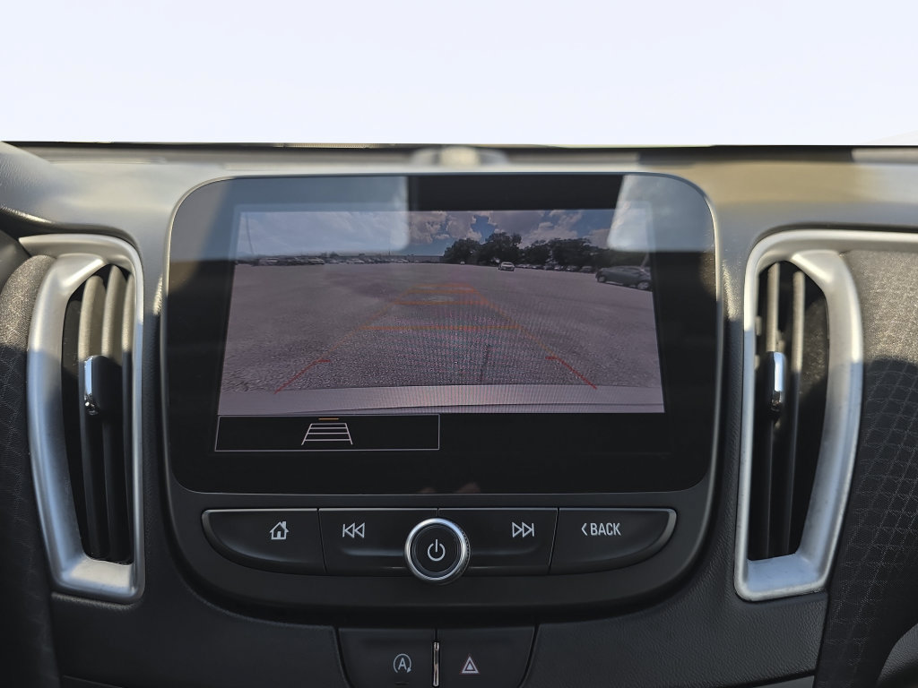 Used 2025 Chevrolet Malibu LT FWD image 23