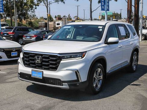 Certified 2024 Honda Pilot EX-L image 3