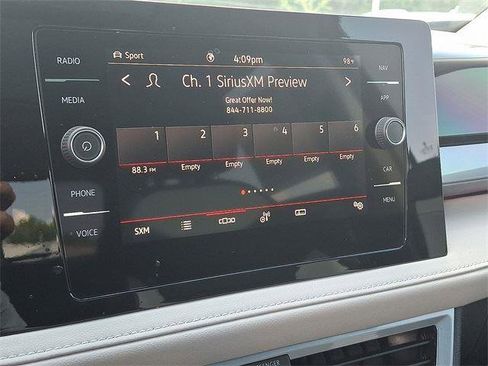 New 2025 Volkswagen Taos SEL image 13