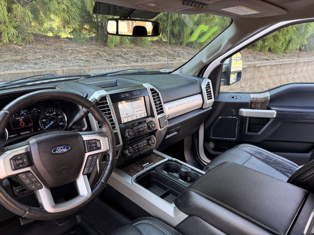 Used 2017 Ford F250 Lariat w/ Chrome Package AWD/4WD image 10