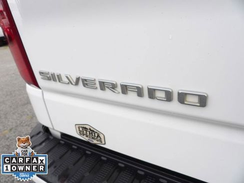 Used 2020 Chevrolet Silverado 1500 Custom w/ Custom Value Package RWD image 13