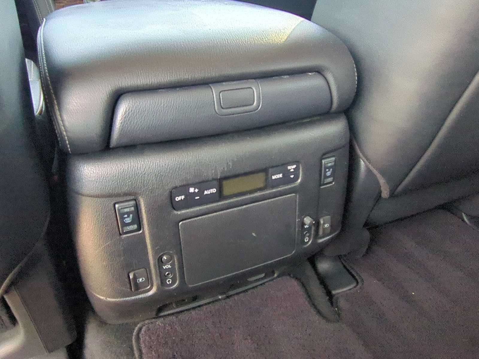 Used 2020 Nissan Armada Platinum w/ Cargo Package RWD image 21