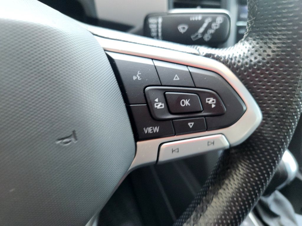 Used 2021 Volkswagen Atlas SE w/ Panoramic Sunroof Package AWD/4WD image 29
