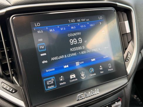Used 2018 Maserati Ghibli RWD image 23