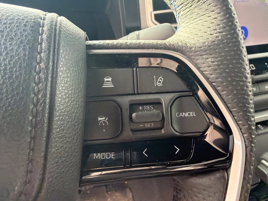 Used 2025 Toyota Tundra Platinum AWD/4WD image 16