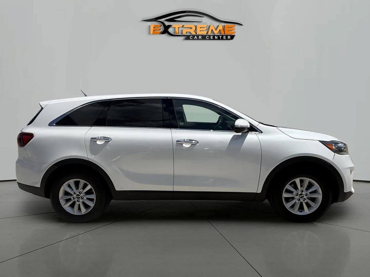 Used 2020 Kia Sorento LX FWD image 7