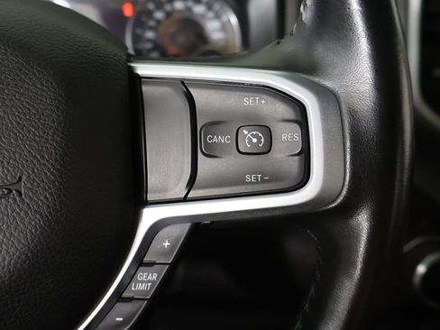 Used 2023 RAM 1500 Big Horn AWD/4WD image 38