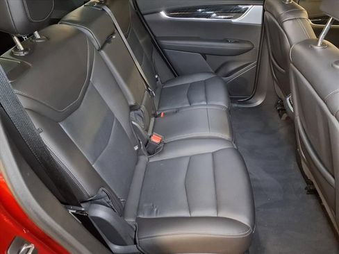 Certified 2022 Cadillac XT6 Premium Luxury image 22