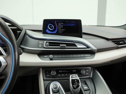 Used 2016 BMW i8 AWD/4WD image 9