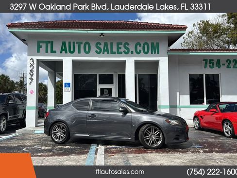 Used 2011 Scion tC image 1
