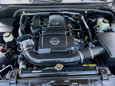 Used 2018 Nissan Frontier SV w/ Value Truck Package RWD image 29