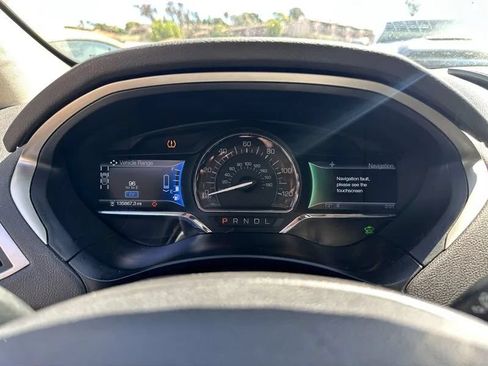 Used 2014 Lincoln MKZ Hybrid w/ Equipment Group 202A Reserve FWD image 20