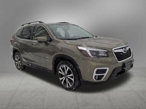 Used 2021 Subaru Forester Limited image 8