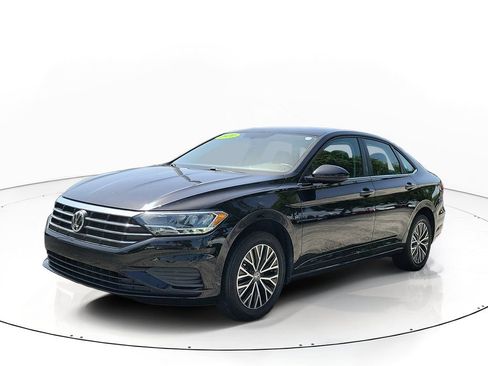 Used 2020 Volkswagen Jetta SE FWD image 3